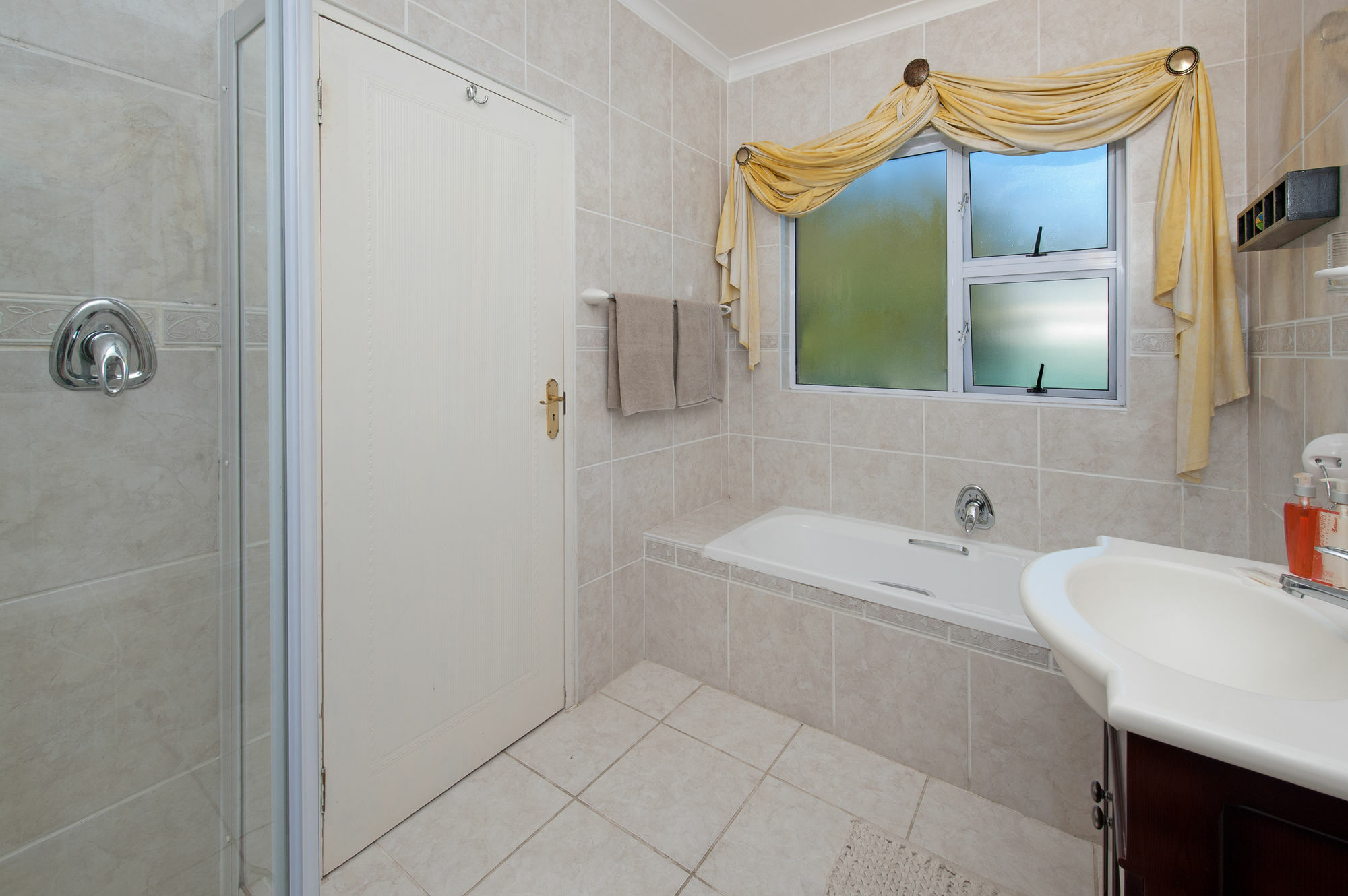 Brown Jug Guest House Hermanus Zewnętrze zdjęcie
